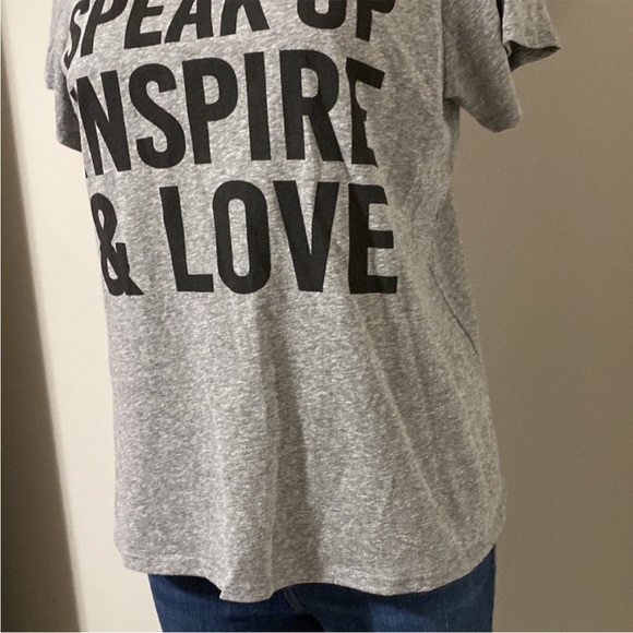 Cinq A Sept Top Speak Up Inspire and Love crewneck T shirt Gray Short Sleeve XXS - Picture 4 of 8
